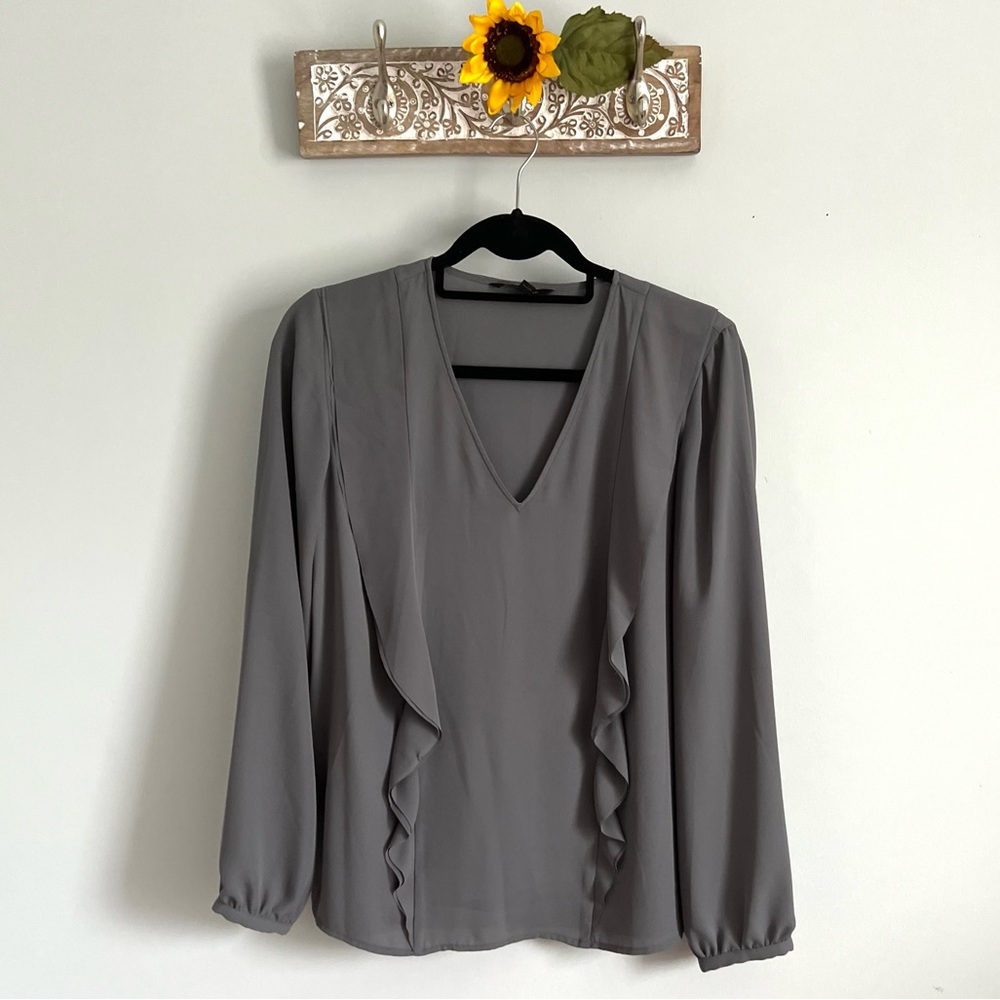 BANANA REPUBLIC Crepe Flounce Blouse-Gray-Size Small Petite